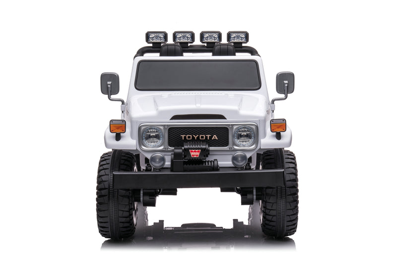 1974 Toyota LandCruiser 24V Ride-On Car – 2-Seater 4X4 SUV with Off-Road Suspension, Rubber Tires, Official Toyota Licensing, Working Headlights for Kids