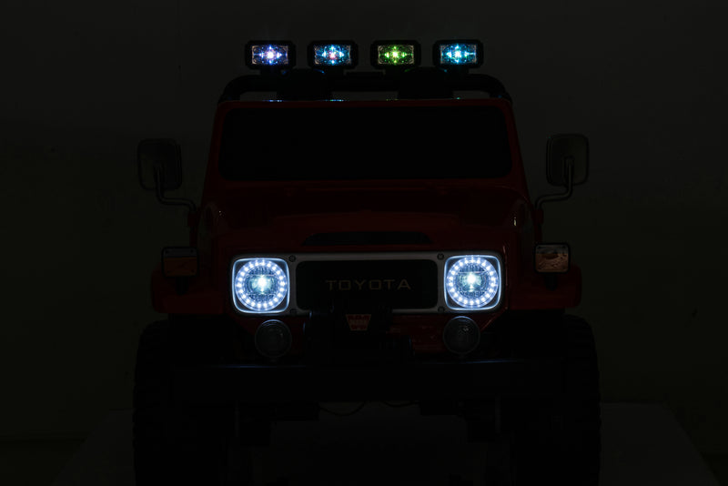1974 Toyota LandCruiser 24V Ride-On Car – 2-Seater 4X4 SUV with Off-Road Suspension, Rubber Tires, Official Toyota Licensing, Working Headlights for Kids