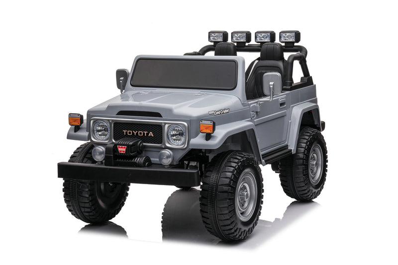 1974 Toyota LandCruiser 24V Ride-On Car – 2-Seater 4X4 SUV with Off-Road Suspension, Rubber Tires, Official Toyota Licensing, Working Headlights for Kids