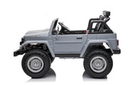 1974 Toyota LandCruiser 24V Ride-On Car – 2-Seater 4X4 SUV with Off-Road Suspension, Rubber Tires, Official Toyota Licensing, Working Headlights for Kids