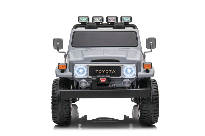1974 Toyota LandCruiser 24V Ride-On Car – 2-Seater 4X4 SUV with Off-Road Suspension, Rubber Tires, Official Toyota Licensing, Working Headlights for Kids